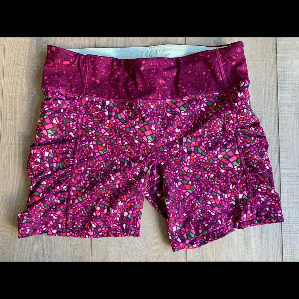 | Lululemon | What The Sport Short. Size 8.